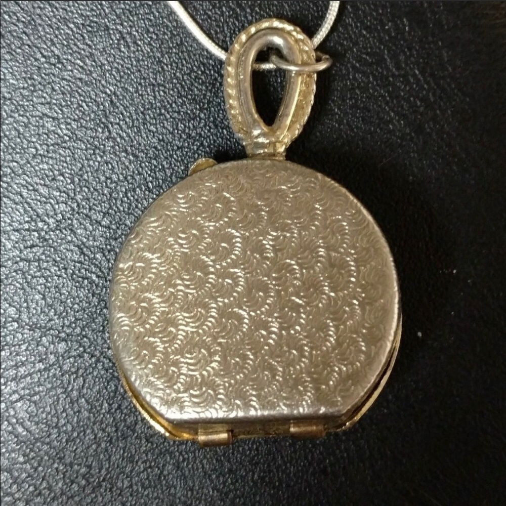 Chic Cream and Multicolor Pendant Necklace - Picture 6 of 8